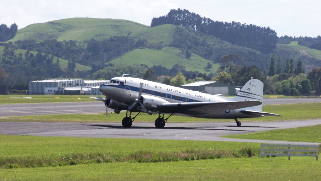 NZ Warbirds DC-3 Dakota Ardmore