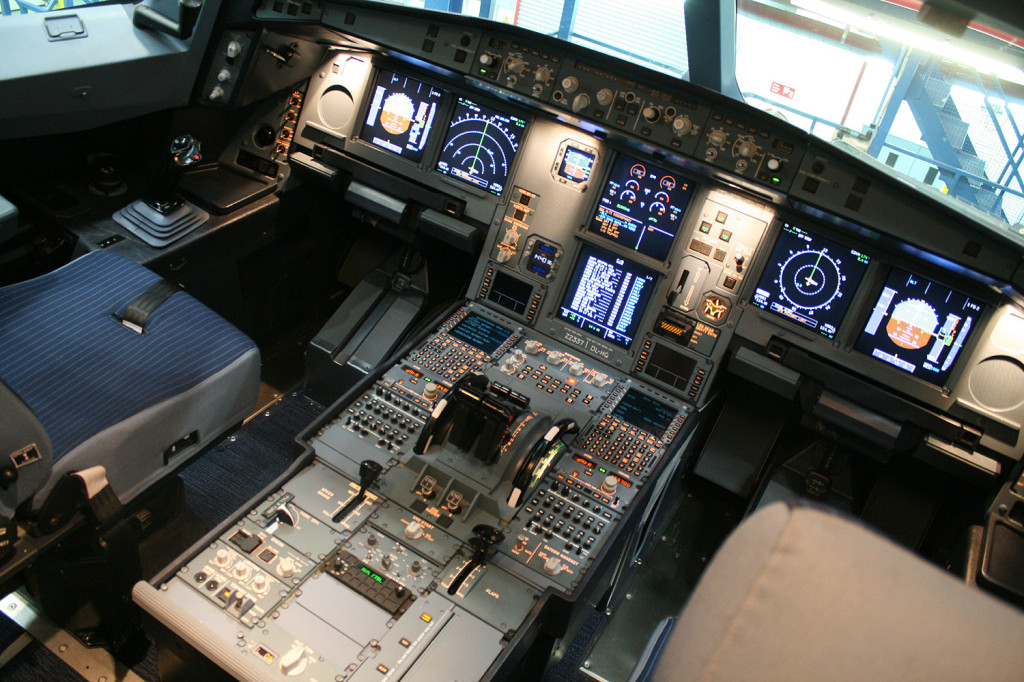 Voyager Cockpit