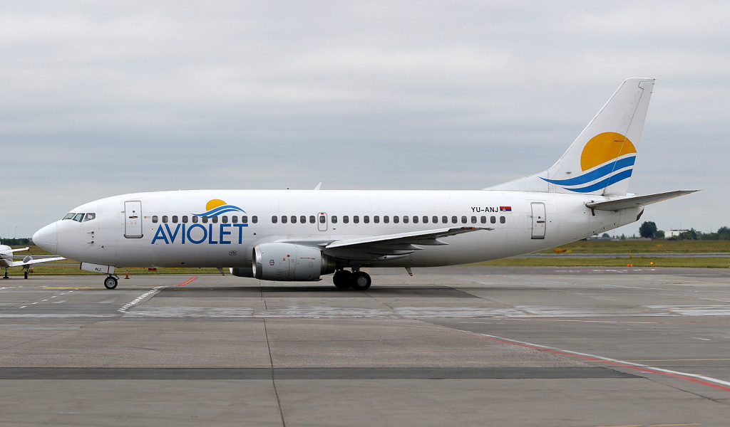 Aviolet 737-300 YU-ANJ