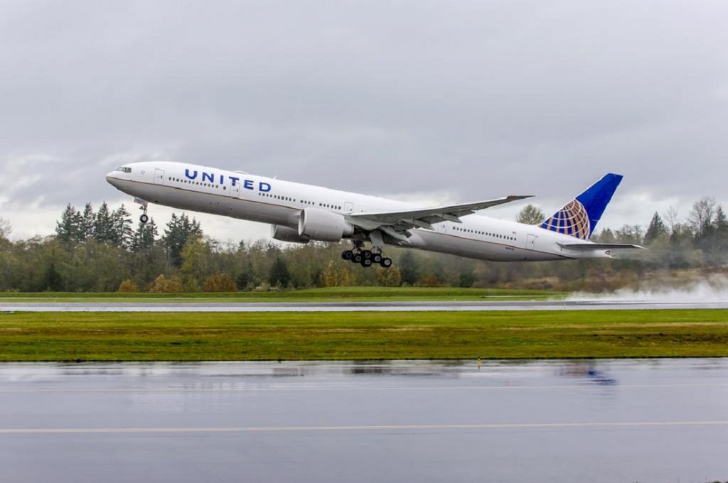 Where Will The United Airlines 777 300er Fly Airport