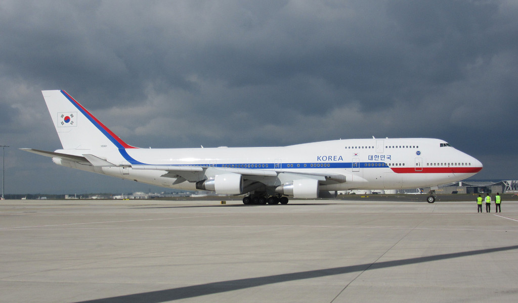 Korea Government 747