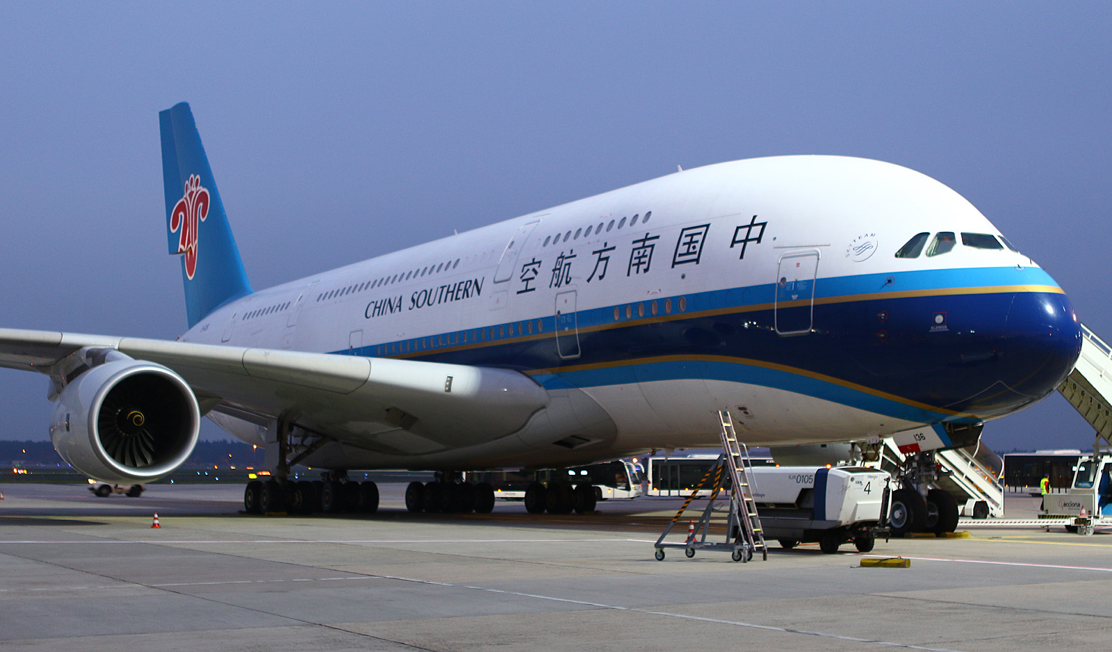 B-6136 China Southern A380
