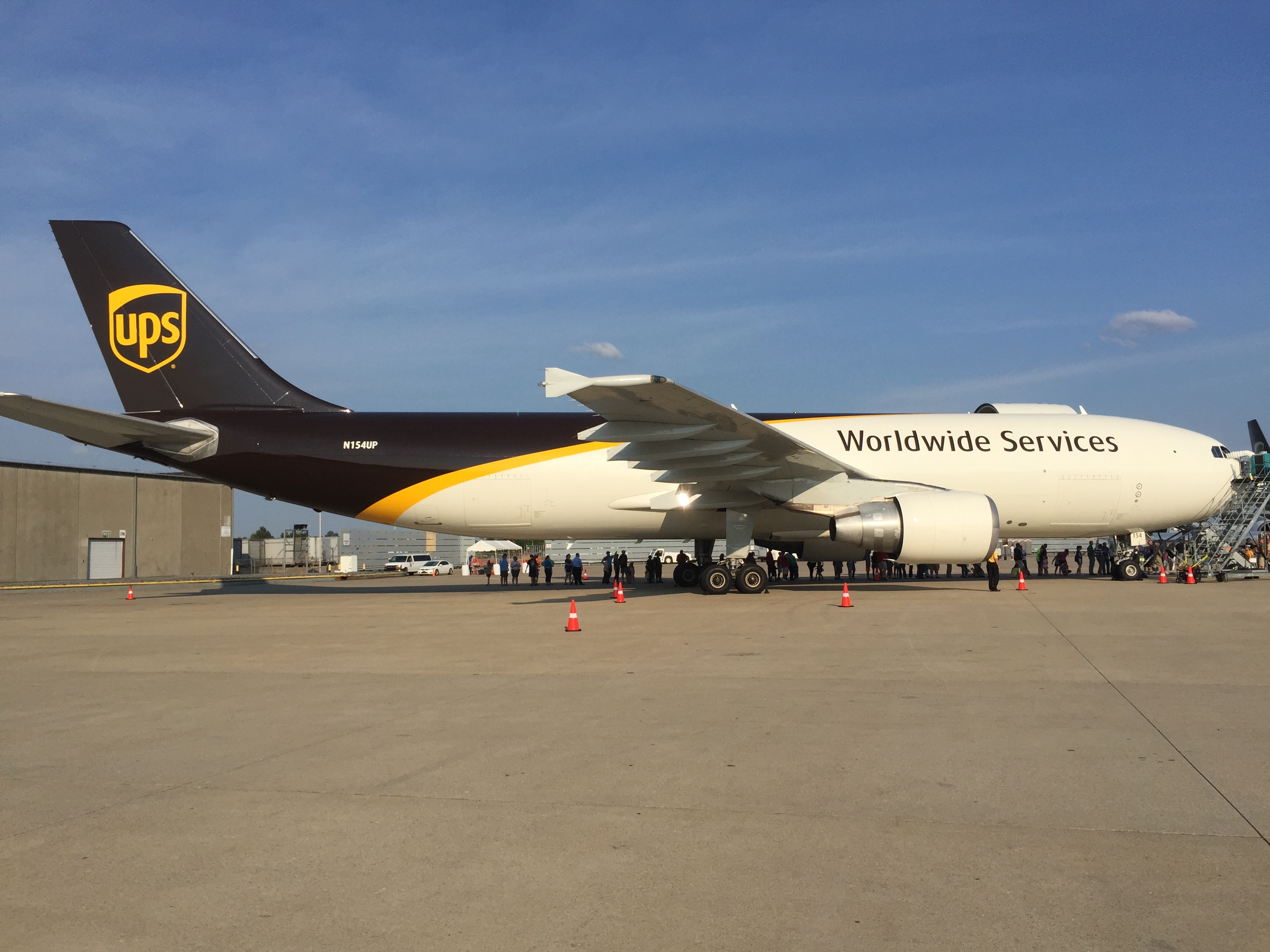UPS A300 at Louisville