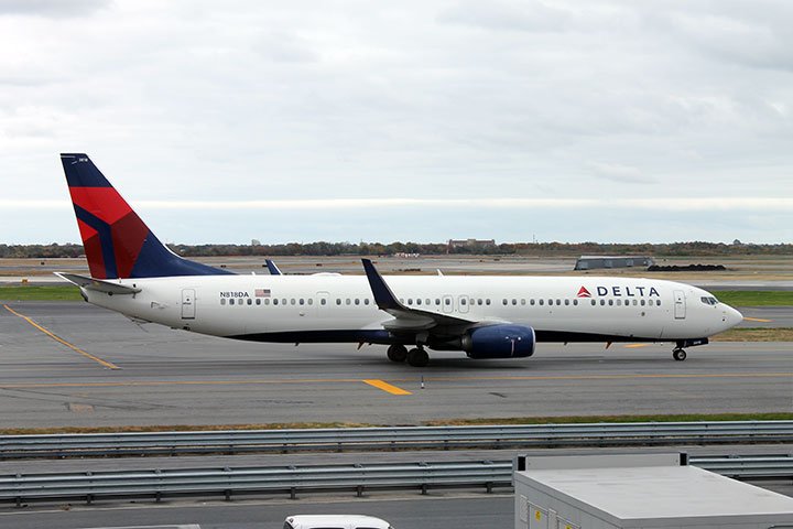 Delta-Boeing-737-900