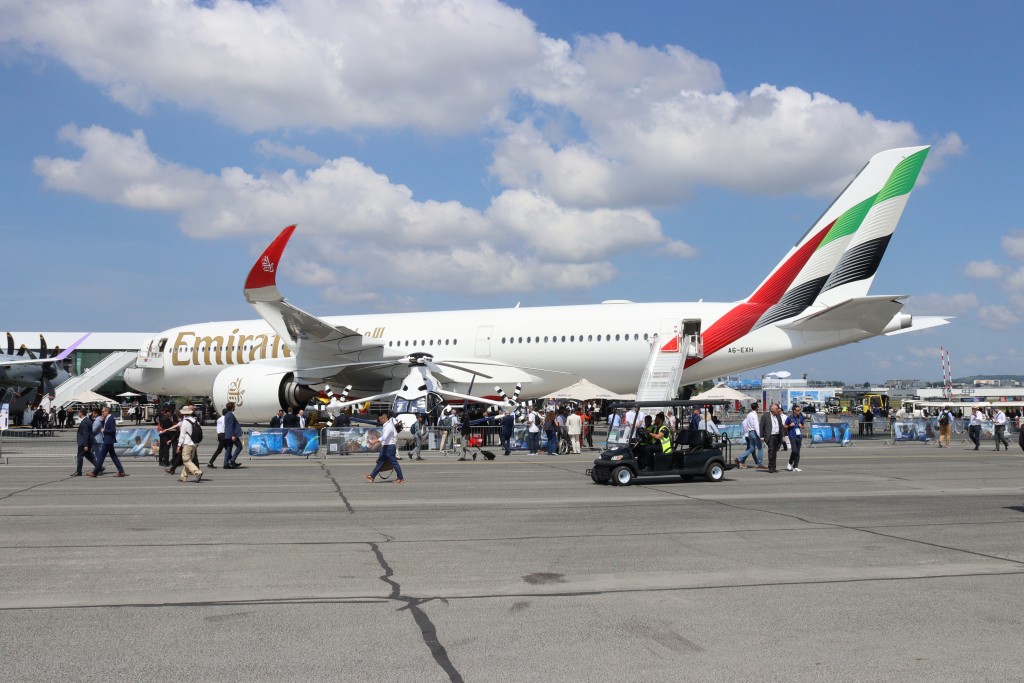 Emirates A350